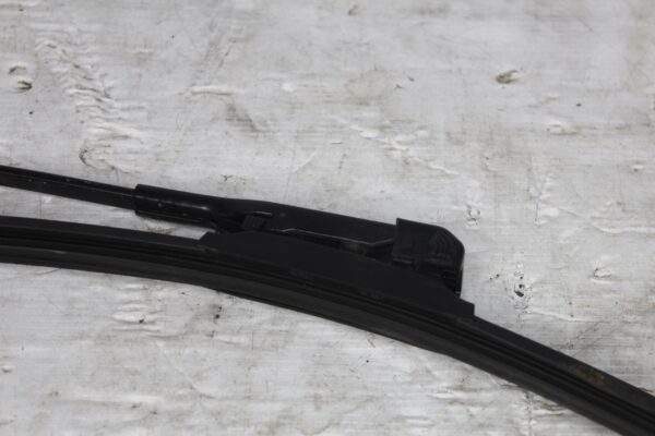 Mercedes Benz W176 A Class Right Drivers Wiper Arm A1768200344