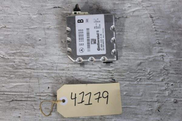 Mercedes Benz W176 W117 A CLA Class Lane Assist Radar Camera A0009057302
