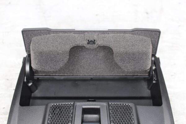 Mercedes Benz W176 A Class Overhead Roof Console Switch Panel A0009008003