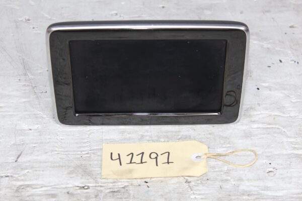 Merceds Benz W176 W117 A CLA Class Headunit Radio Display Screen A2469001106