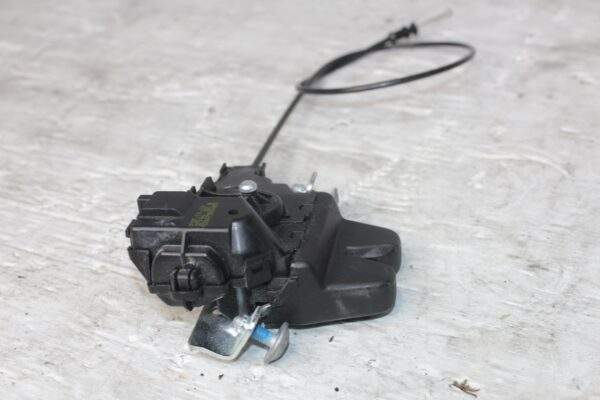 Mercedes Benz W204 W212 C E Class Boot Lock Actuator A2047500485