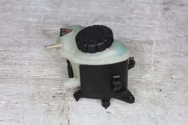 Mercedes Benz W176 W117 A45 CLA45 M133 Coolant Expansion Tank A1332000185