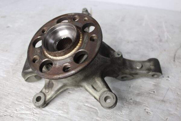 Mercedes Benz W176 W117 A45 CLA45 Front Right Knuckle Hub Carrier A1763300600