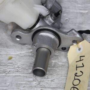 Mercedes Benz A45 CLA45 Brake Master Cylinder A2464300302, A2464300101 - Image 10