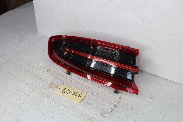 Porsche Macan 95B Rear Left Outer Tail Light Lamp 95B945095D, 95B945095R