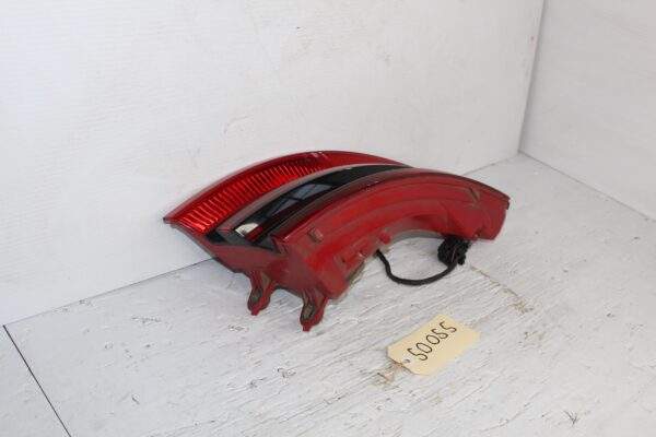 Porsche Macan 95B Rear Left Outer Tail Light Lamp 95B945095D, 95B945095R