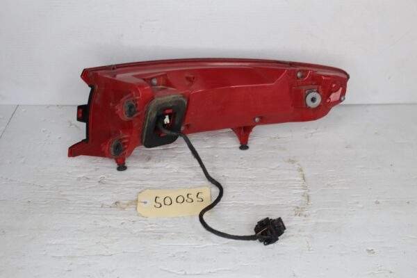Porsche Macan 95B Rear Left Outer Tail Light Lamp 95B945095D, 95B945095R
