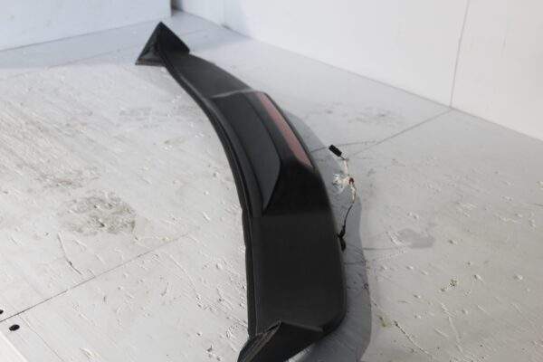 Porsche Cayenne 958 92A Rear Tailgate Wing Spolier 95851293902, 7P5827934A