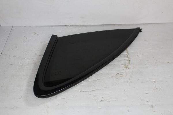 Porsche Macan 95B Rear Left Quarter Side Window Glass 95B845297DE, 95B845297FE
