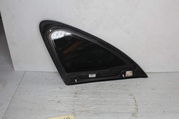 Porsche Macan 95B Rear Left Quarter Side Window Glass 95B845297DE, 95B845297FE