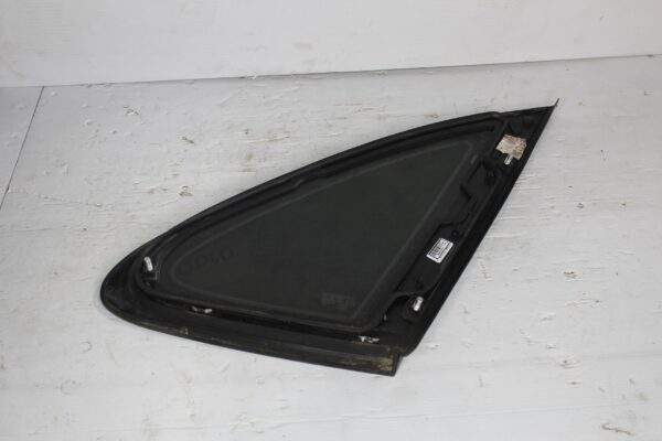 Porsche Macan 95B Rear Left Quarter Side Window Glass 95B845297DE, 95B845297FE