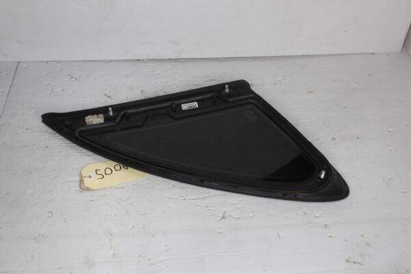 Porsche Macan 95B Rear Left Quarter Side Window Glass 95B845297DE, 95B845297FE