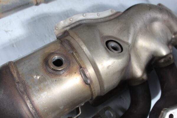 Porsche 981 Cayman 2.7L A122 Exhaust Manifold Catalytic Convertor Pair