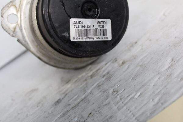 Porsche Cayenne 958 92A Engine Hydro Mount 95837504960, 7L8199131F