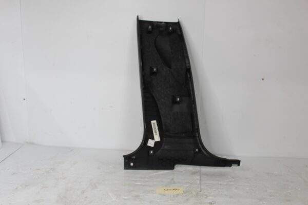 Porsche 95B Macan Right Lower B Pillar Trim Cover 95B8672401 E0