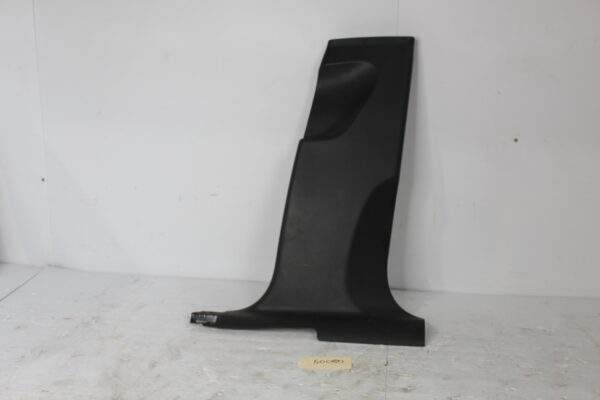 Porsche 95B Macan Right Lower B Pillar Trim Cover 95B8672401 E0