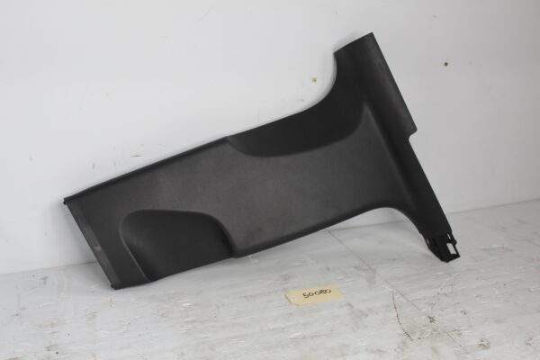 Porsche 95B Macan Right Lower B Pillar Trim Cover 95B8672401 E0