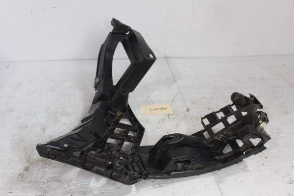 Porsche 95B Macan Rear Left Bumper Support Bracket 95B807253, 95B807253C