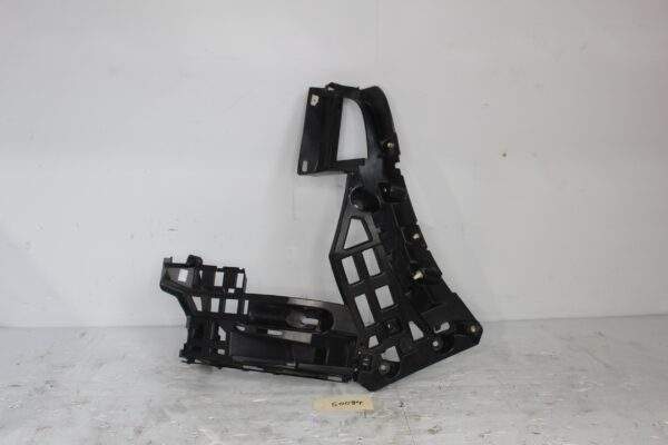 Porsche 95B Macan Rear Left Bumper Support Bracket 95B807253, 95B807253C