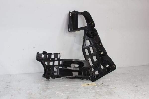 Porsche 95B Macan Rear Left Bumper Support Bracket 95B807253, 95B807253C