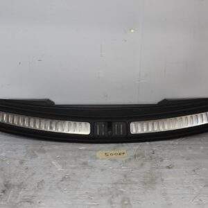 Porsche 95B Macan Rear Bever Inner Boot Trim 95B864483F, 95B864483J - Image 7