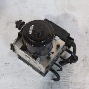 Porsche 95B Macan ABS Hydraulic Unit Pump 95B614511D, 95B614511F - Image 4