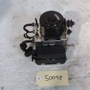 Porsche 95B Macan ABS Hydraulic Unit Pump 95B614511D, 95B614511F - Image 7