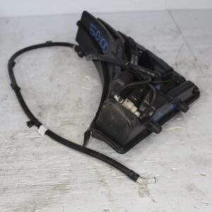 Porsche 95B Macan Windscreen Washer Bottle 95B955451 - Image 3