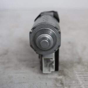 Porsche 95B Macan Sunroof Motor Engine 95B959591, 95B959591B - Image 2