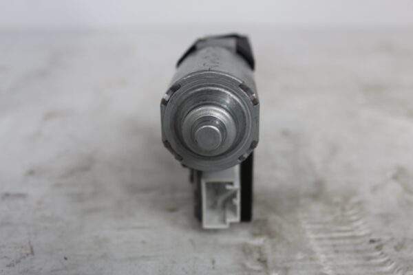 Porsche 95B Macan Sunroof Motor Engine 95B959591, 95B959591B