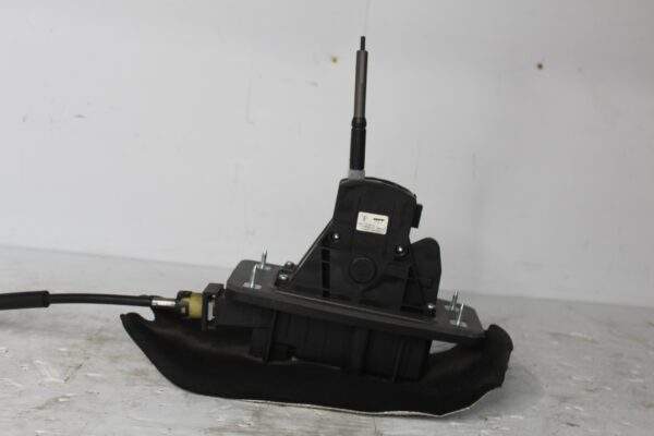 Porsche 95B Macan Gear Selector Mechanism 95B713059, 95B713059B