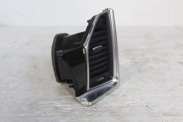 Porsche 95B Macan Left Dashboard Air Vent Trim RHD 95B857222, 95B819201C