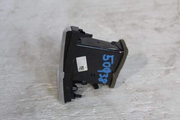 Porsche 95B Macan Left Dashboard Air Vent Trim RHD 95B857222, 95B819201C
