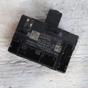 Porsche 95B Macan Door Control Unit Module 4H0959793AC - Image 4