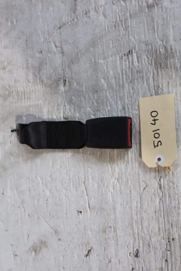 Porsche 95B Macan Rear Centre Seatbelt Buckle Latch 95B857740 YLZ