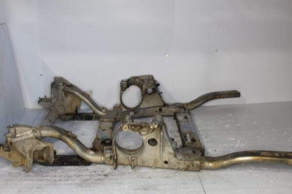 Range Rover L494 Sport 3.0L Front Subframe Cross Member LR072570, CPLA5C145AN 