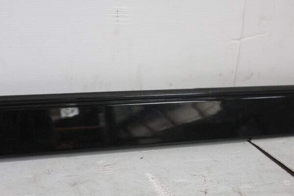 Range Rover Sport L494 Left Roof Mould Weatherstrip LR038350, LR109389