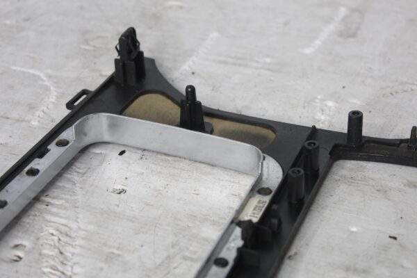Range Rover Sport L494 Centre Console Trim Mould GRAND BLACK LR056817