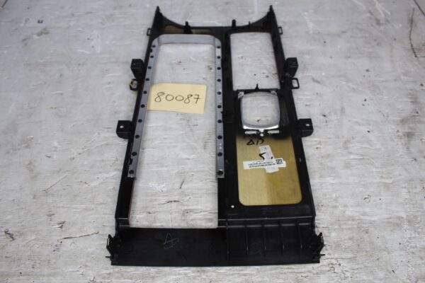 Range Rover Sport L494 Centre Console Trim Mould GRAND BLACK LR056817