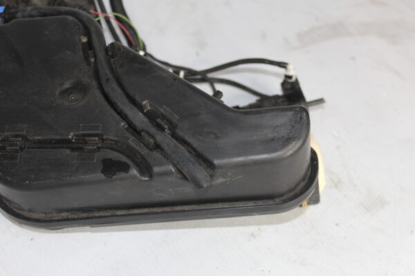 Audi 8R Q5 SQ5 Windshield Washer Bottle Reservoir 8R0955453B, 8R0955970B