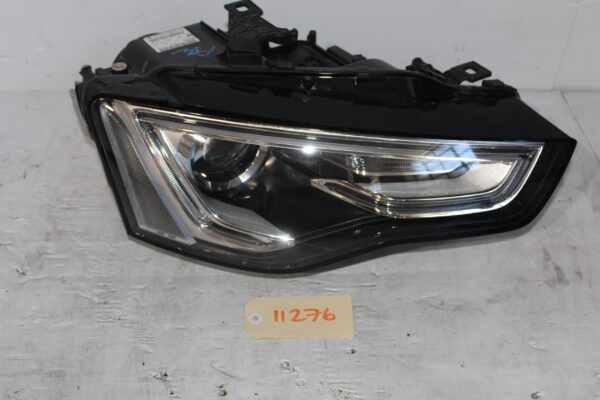 Audi 8F 8T A5 S5 Xenon Right Headlamp Headlight 8T0941032D 8T0941754D 8T0941718D