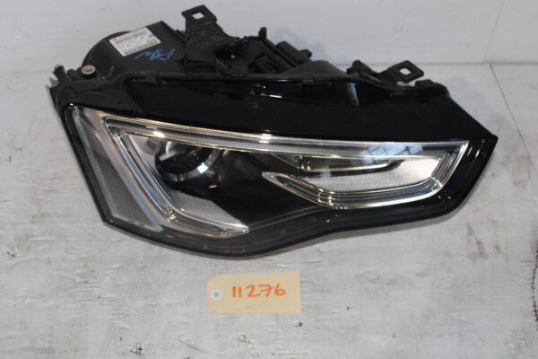 Audi 8F 8T A5 S5 Xenon Right Headlamp Headlight 8T0941032D 8T0941754D 8T0941718D