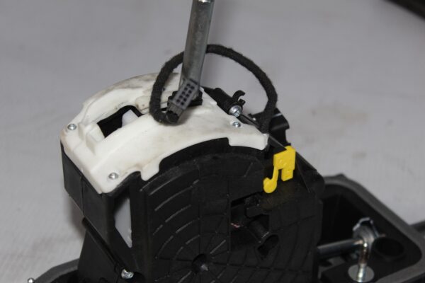 Audi 8V S3 Gear Selector Mechanism Assembly 8V2713023AH