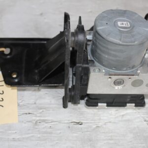 Audi 8V S3 ABS Pump Brake Unit Modulator 8V0614517D - Image 9