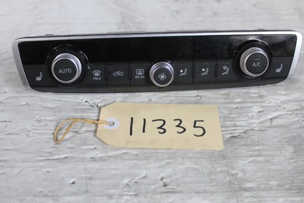 Audi 8V A3 S3 RS3 AC Heater Control Unit Panel 8V0820043AF