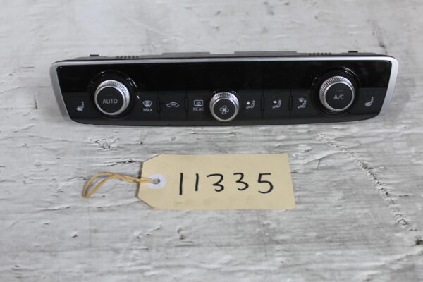 Audi 8V A3 S3 RS3 AC Heater Control Unit Panel 8V0820043AF