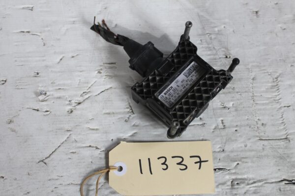 Audi 8V A3 S3 RS3 / Volkwagen MK7 Golf ACC Distrance Control Radar 5Q0907561N