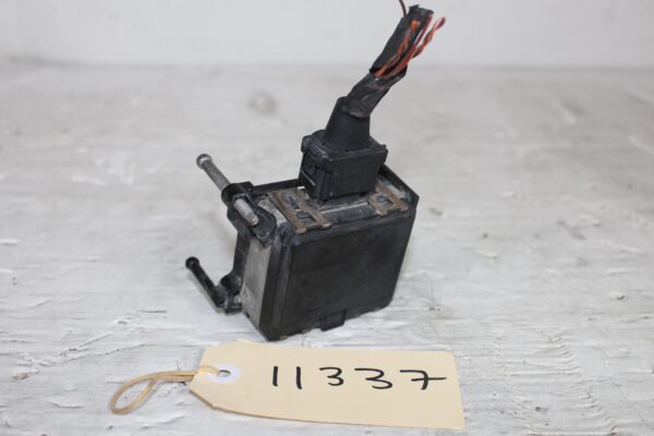 Audi 8V A3 S3 RS3 / Volkwagen MK7 Golf ACC Distrance Control Radar 5Q0907561N