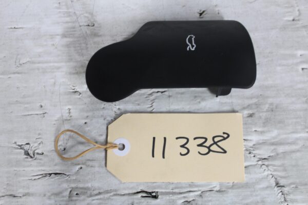 Audi A3 S3 A4 S5 A5 S5 A6 Q5 Bonnet Hood Release Handle 8T2823533