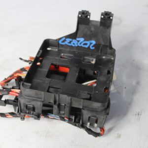 Audi FY Q5 Left Rear Fuse Box Relay Assembly 80A971845 - Image 4